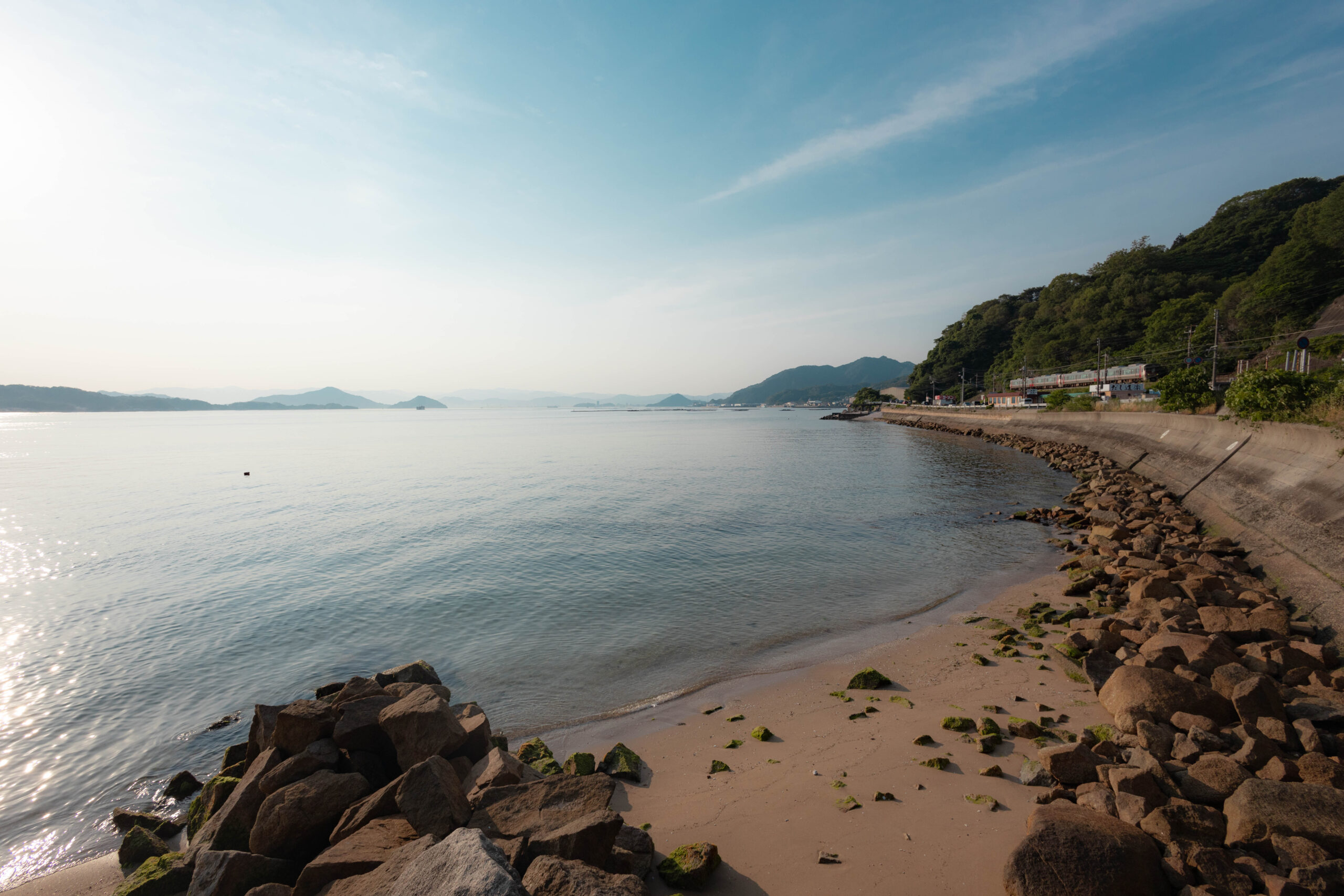 栄枯盛衰、JR呉線をスケッチする。